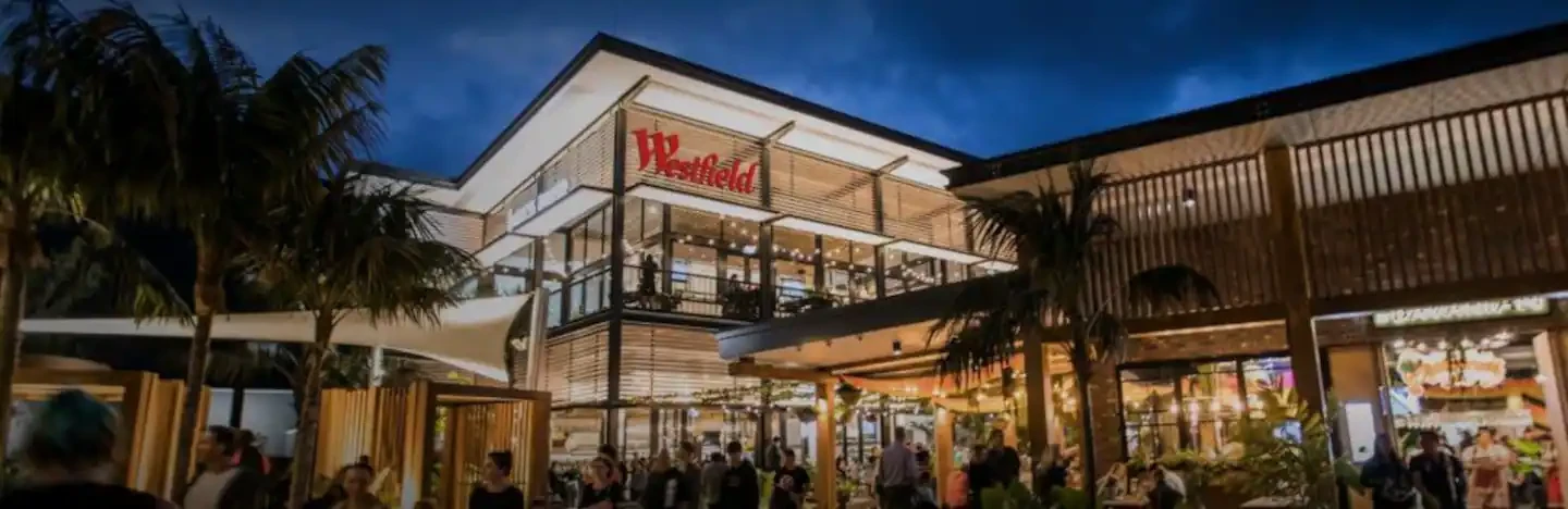 Search and Stay destination carousel image position 32