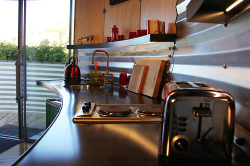 Search and Stay destination carousel image position 21