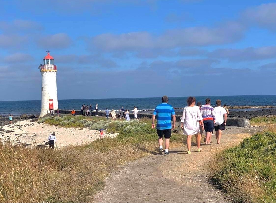 Search and Stay destination carousel image position 11