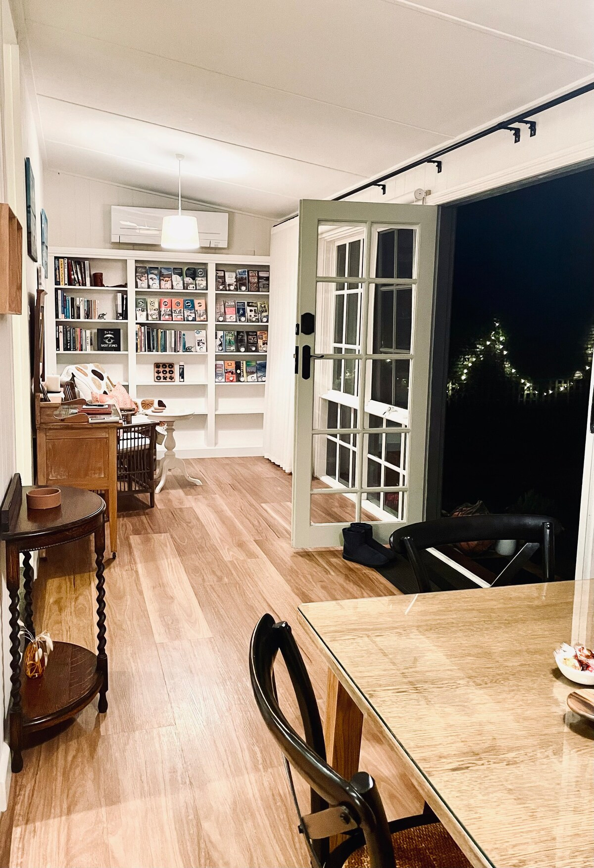 Search and Stay destination carousel image position 56