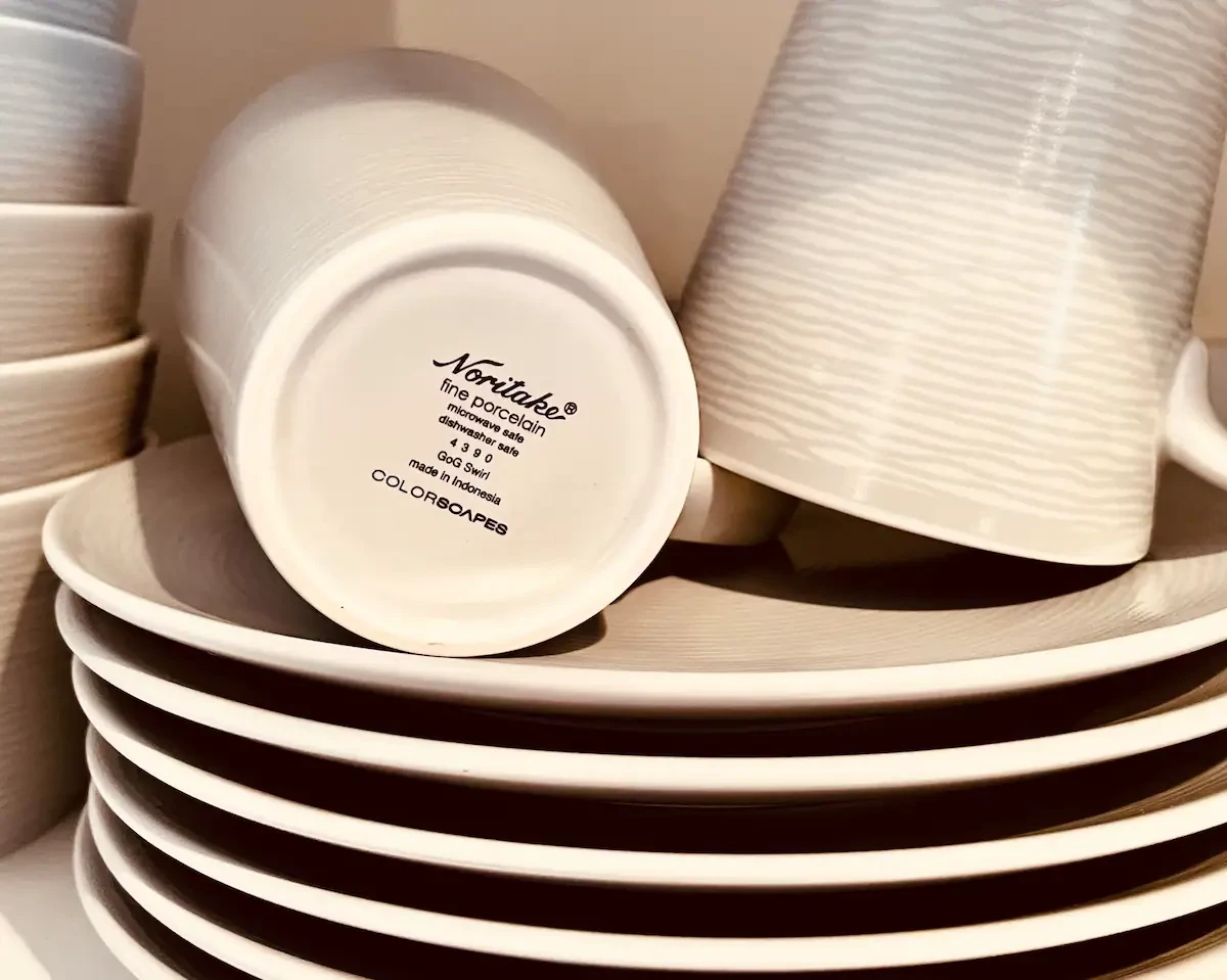 Search and Stay destination carousel image position 26