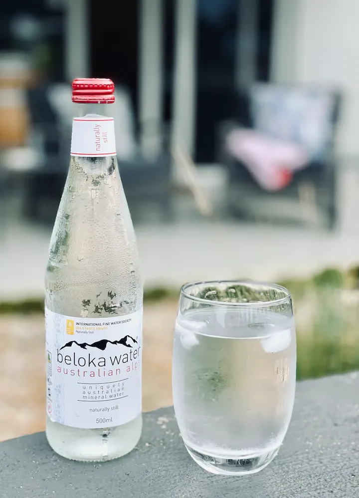 Search and Stay destination carousel image position 14