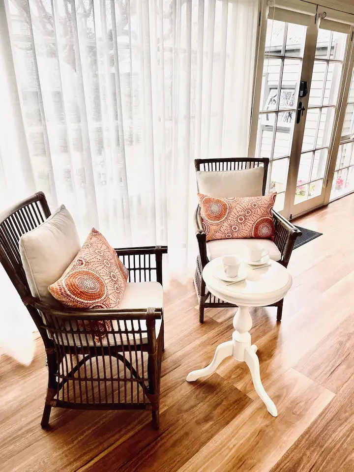 Search and Stay destination carousel image position 35