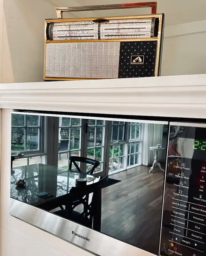 Search and Stay destination carousel image position 69