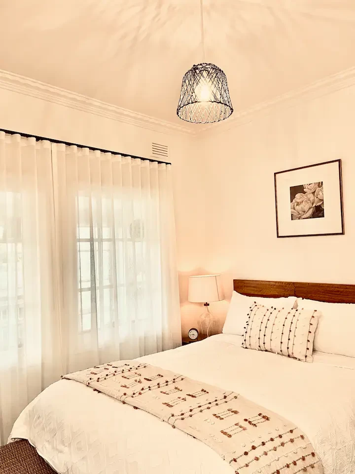 Search and Stay destination carousel image position 39