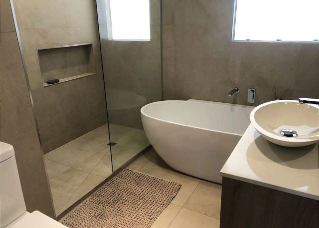 Search and Stay Pre Property, Spring Haven Beach House in 18 Spring St, Torquay VIC 3228, Australia. Gallery position 2