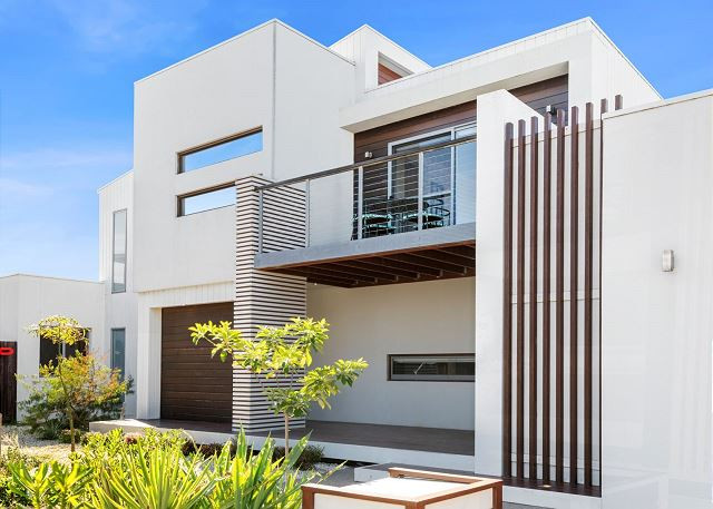 Search and Stay Pre Property, Colours at Whites Beach in 14 Wentworth Ct, Torquay VIC 3228, Australia. Gallery position 0
