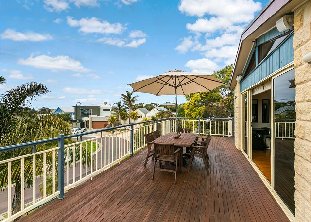 Search and Stay Pre Property, Panorama (Malibu PLC) in 9 Malibu Pl, Torquay VIC 3228, Australia. Gallery position 3